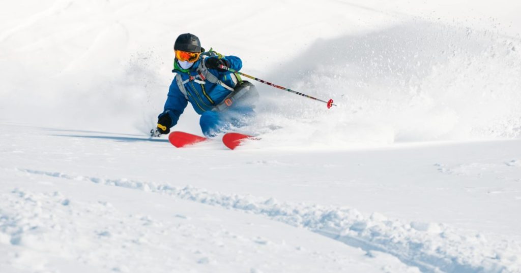 Top tips for first-time skiers that cannot be missed